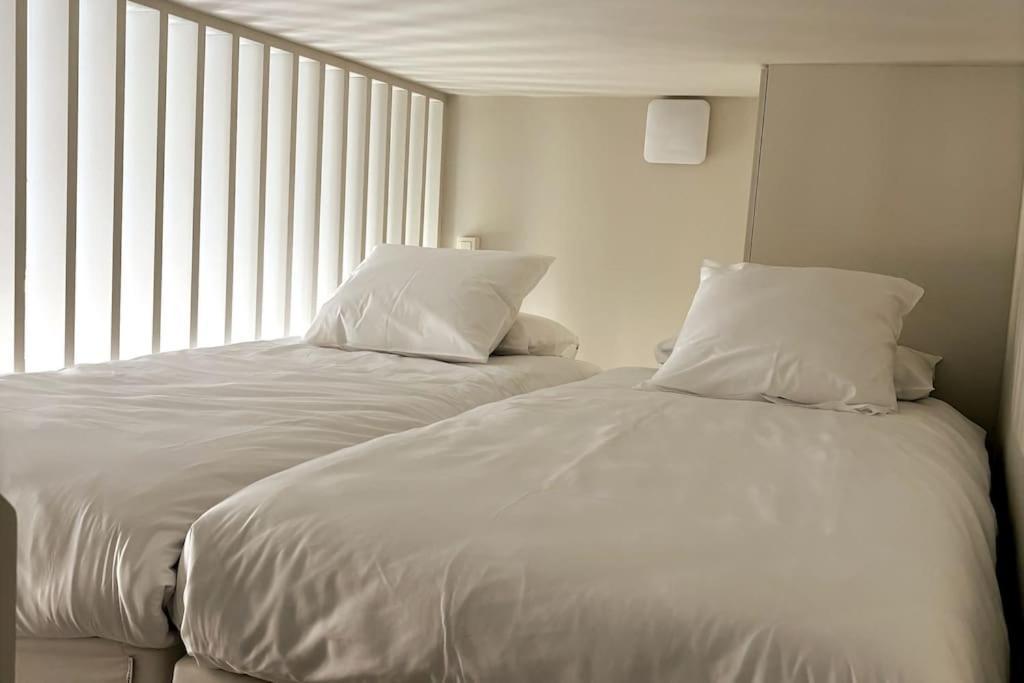 Au Cabinet Childeric Apartment Турне Екстериор снимка